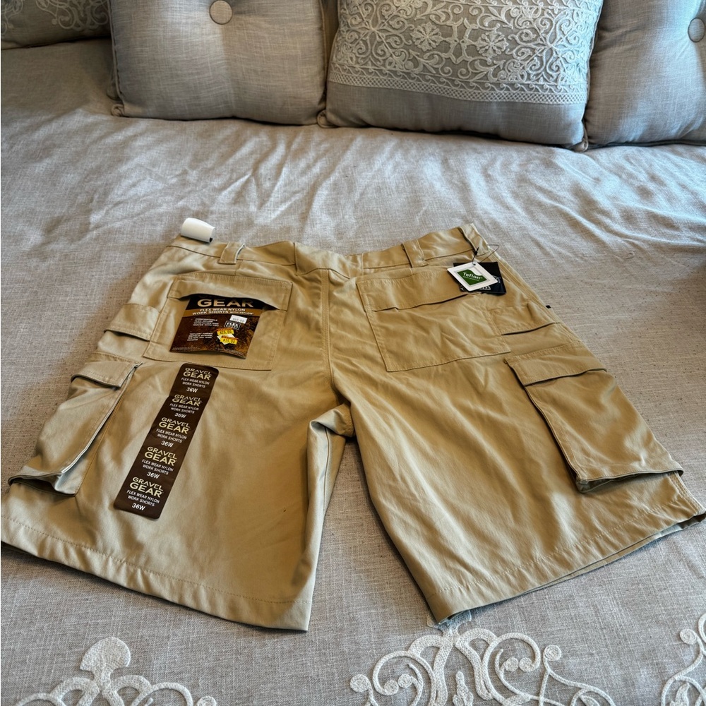 Gravel Gear Men's Khaki Cargo Shorts - Picture 4 of 4